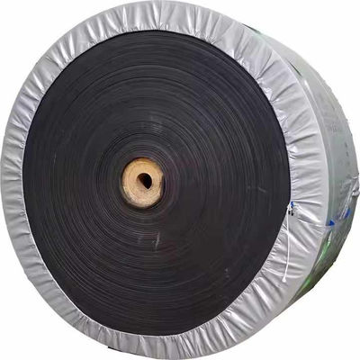 Een goede draadband met draadtouw voor het transport van materiaal met een grote lengte en met een groot volume