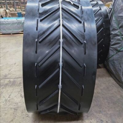OEM ODM Rubber Herringbone Pattern Conveyor Belt 500 mm Breedte